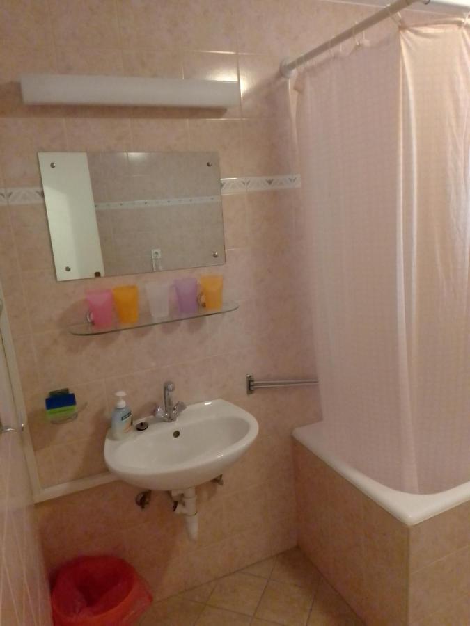 Apartman Tudor 斯塔里格勒 外观 照片